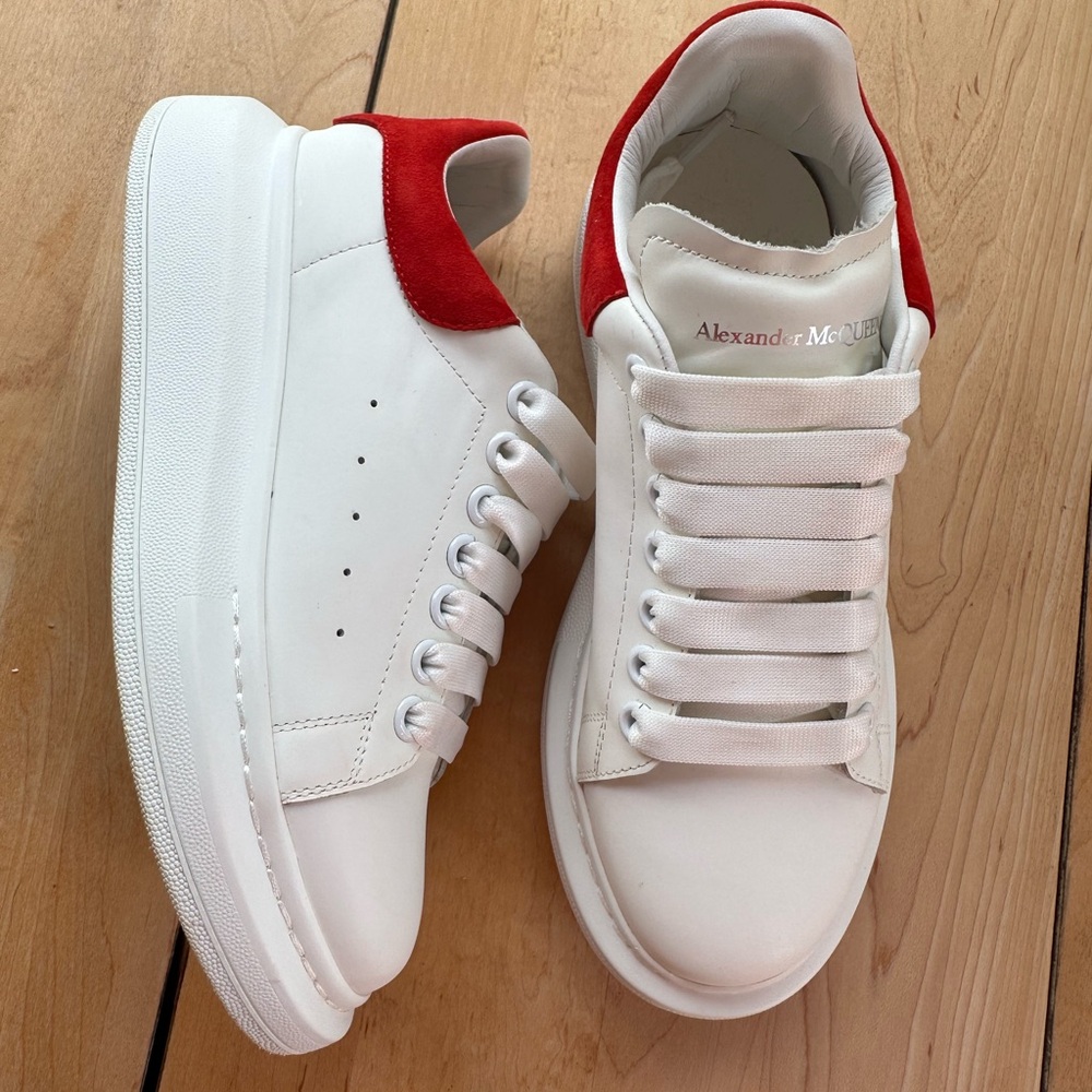 Alexander McQueen Men’s Oversized Sneakers Sz37